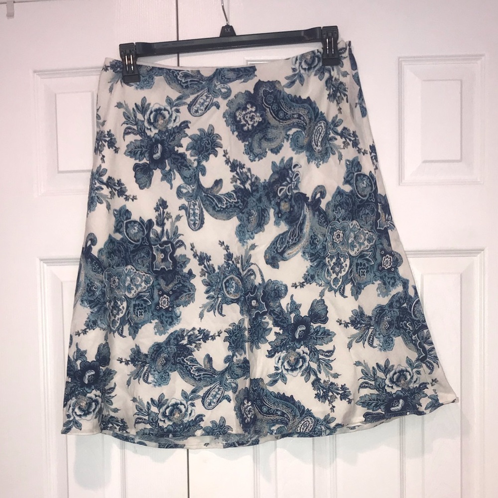 NEW Liz & Co Floral Blue White Skirt Sz 8